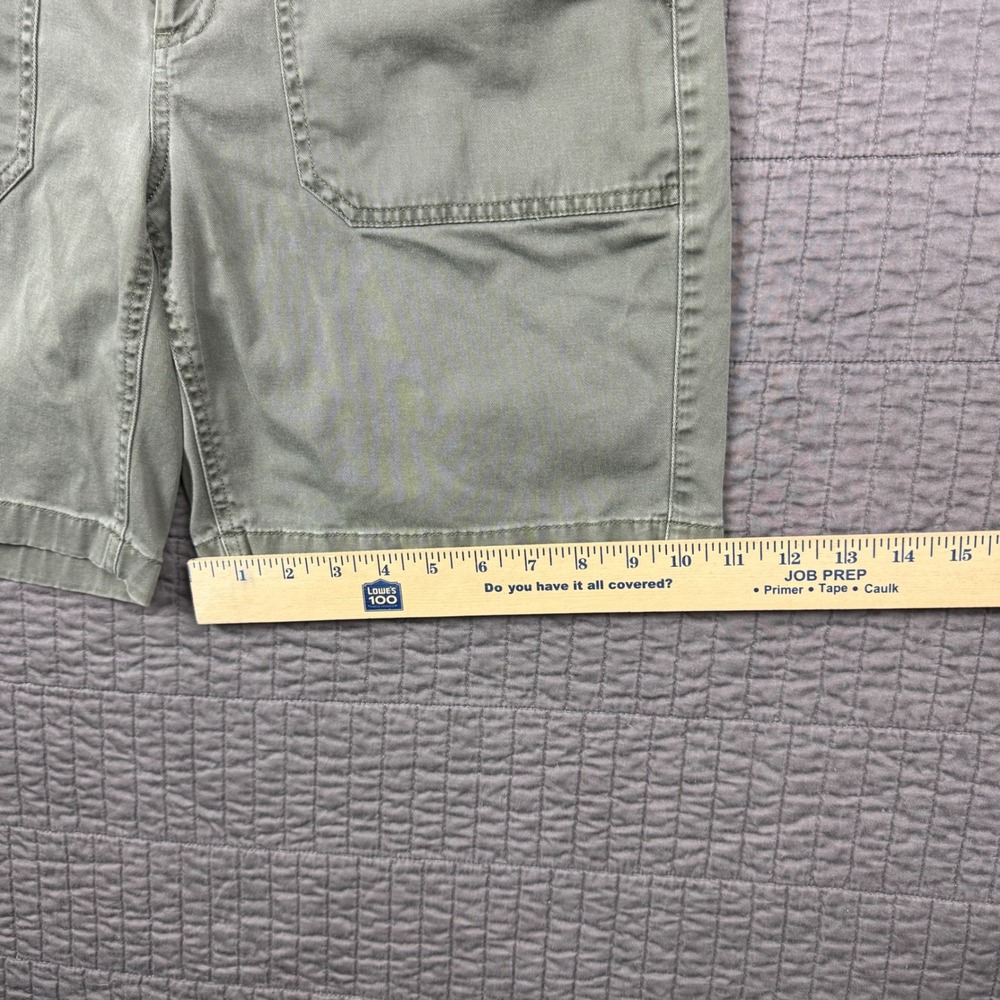 LL Bean Favorite Fit Olive Green Utility Short Women 10 Stretch Outdoors Granola - Picture 8 of 10